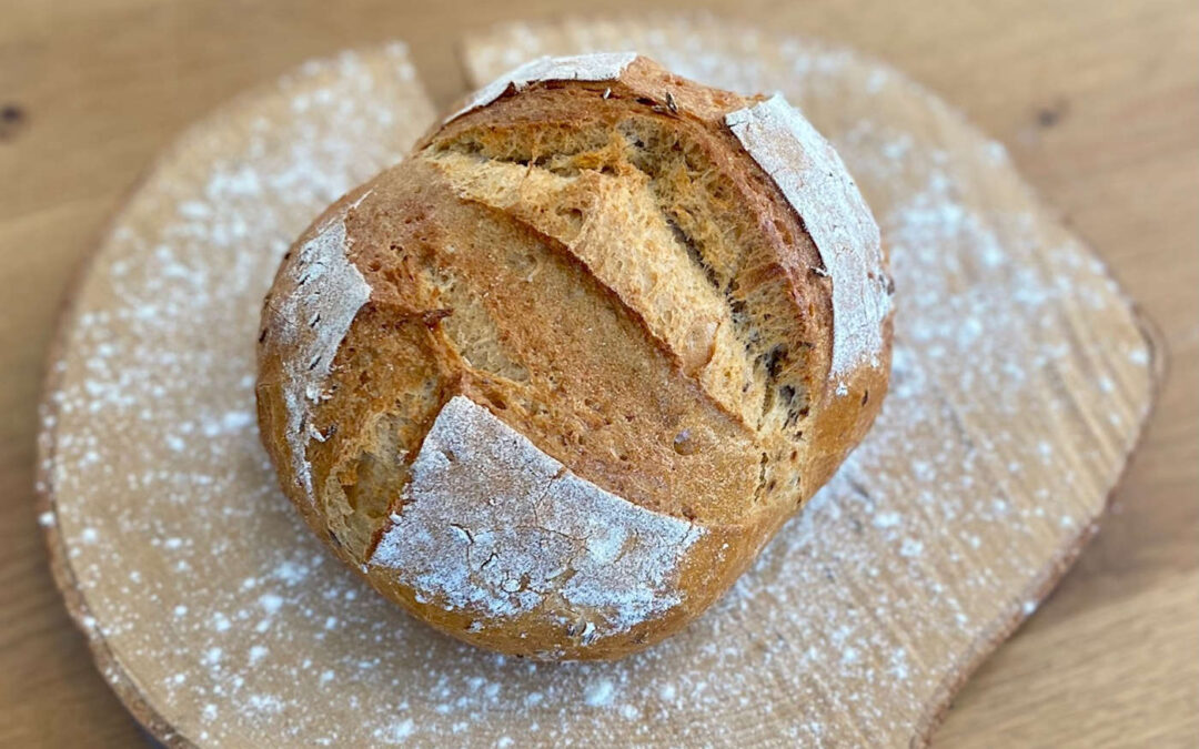 Bauernbrot mit Kümmel